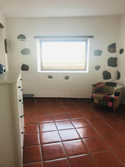 Coqueto Apartamento En El Cuchillo Тинахо Экстерьер фото